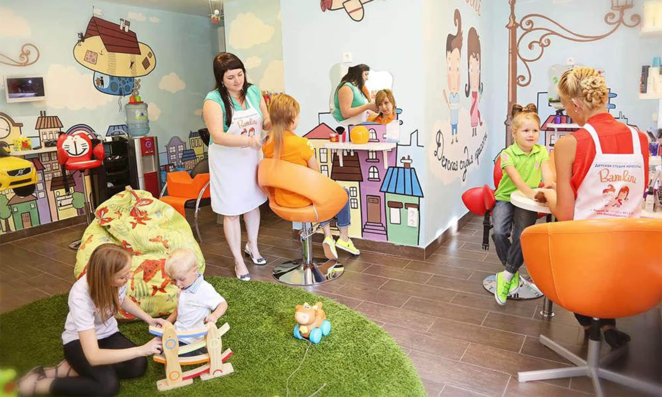 Детская зона в парикмахерской