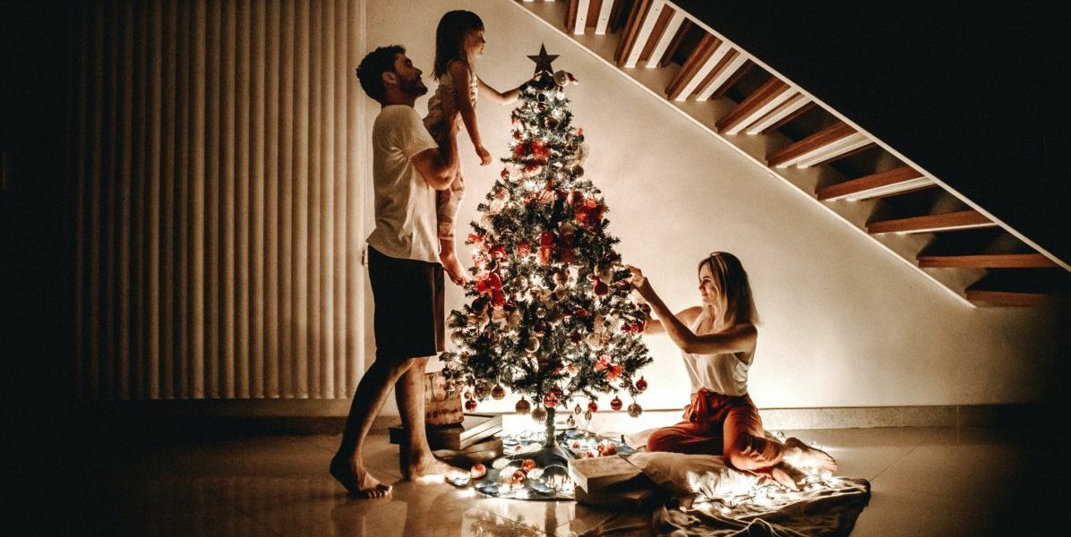 Время, проведенное вместе, дороже подарков: новогоднее напутствие для родителей от наших экспертов